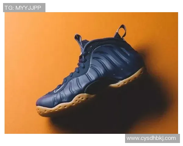探索足球明星同款鞋子背后的故事与选择技巧，助你成为场上焦点